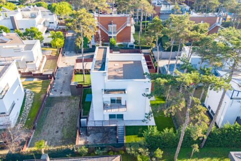 dji_fly_20251107_091904_0212_1762597125387_photo
