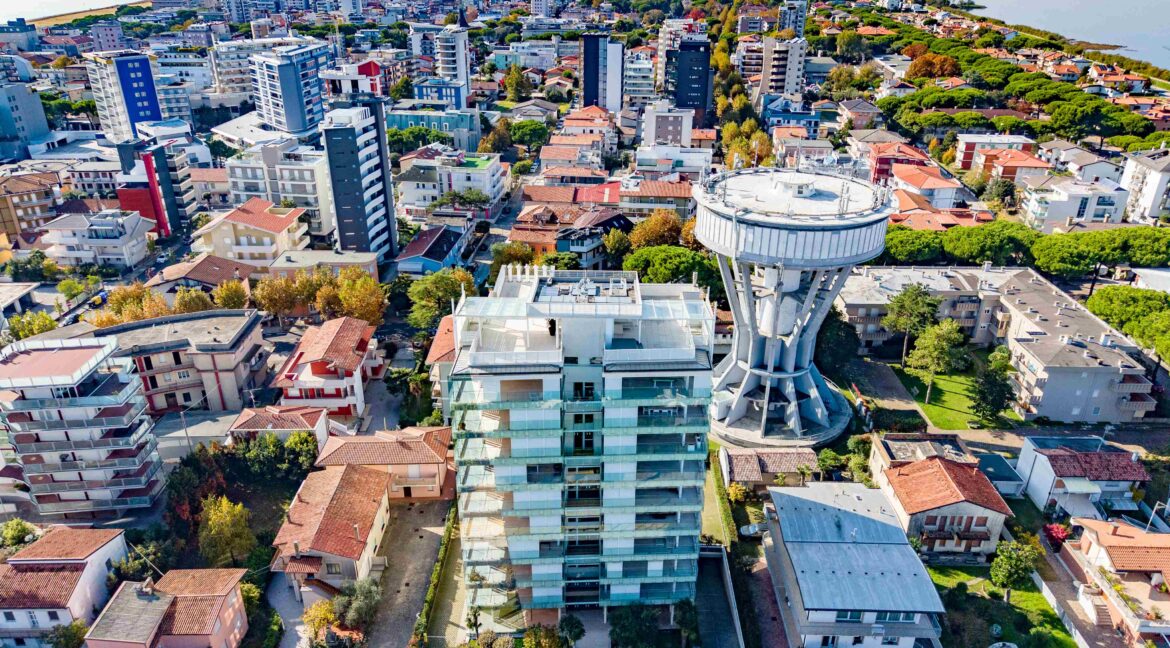 dji_fly_20251028_112854_0158_1761759021484_photo 2