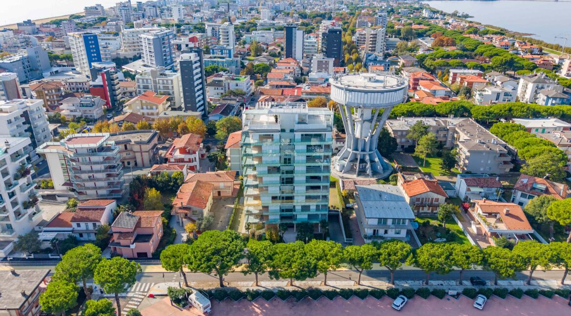 dji_fly_20251028_113018_0163_1761759019640_photo 2