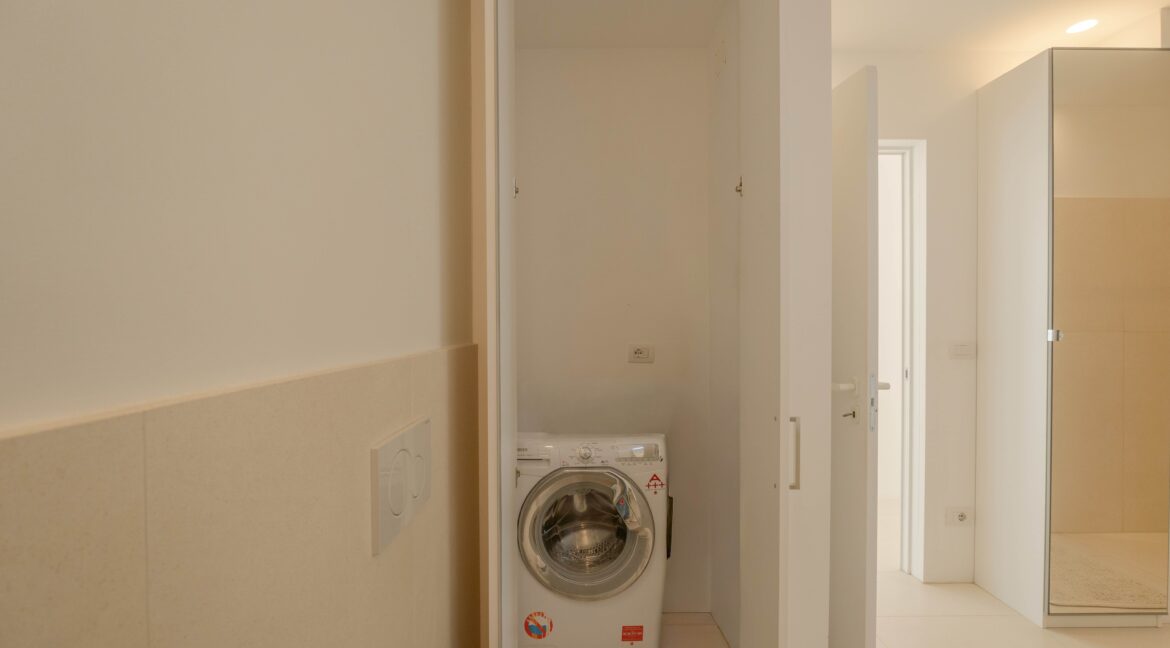 DSC07703